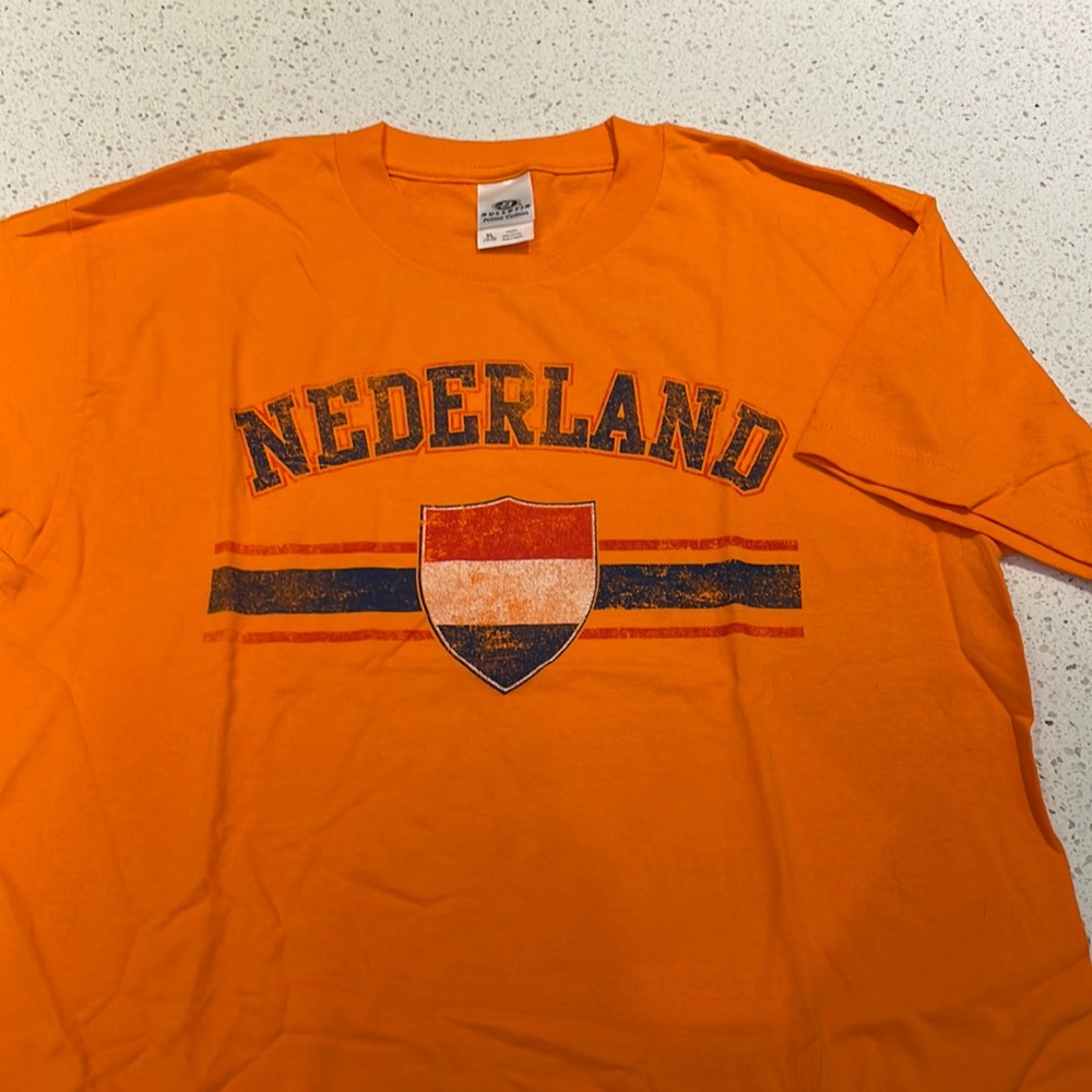 Netherlands soccer Graphic t-shirt size Yth XL